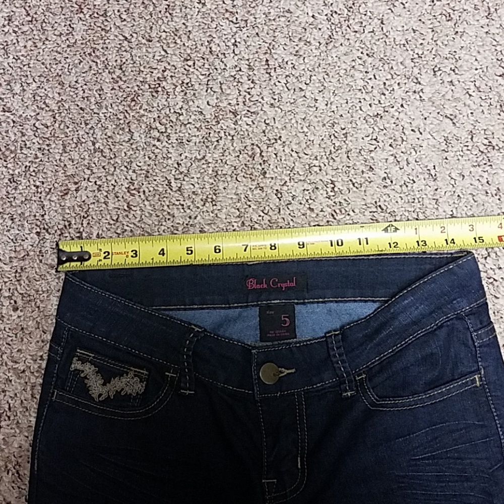 3/$15 NWOT BLACK CRYSTAL DARKWASH SKINNY JEANS - Picture 4 of 6